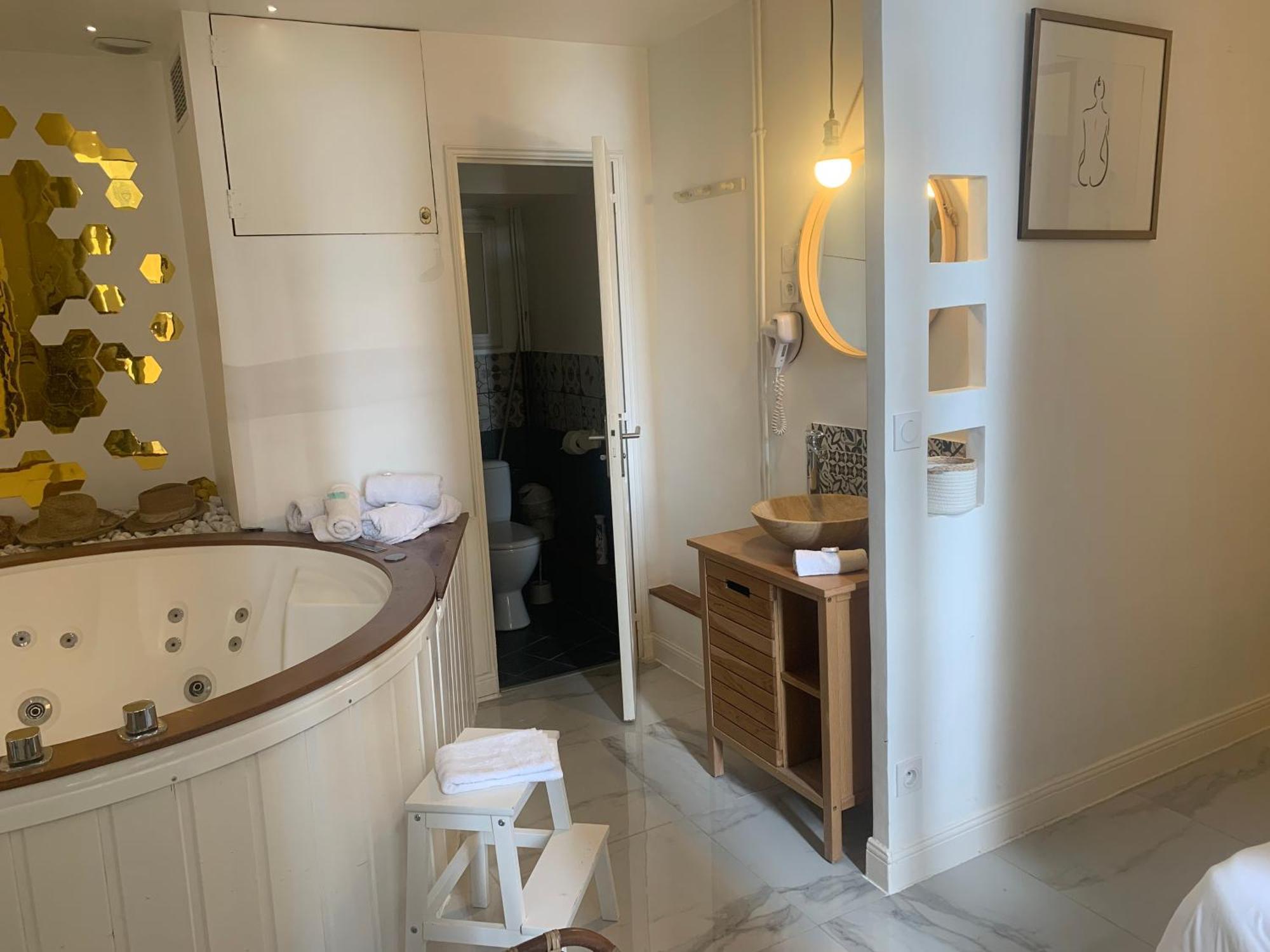 New Suite & Spa - Cannes Centre - Croisette (Adults Only) Exterior foto